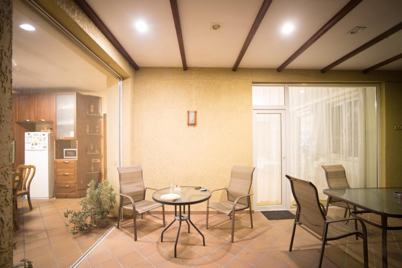 Terrace House Tbilisi Hotel Ngoại thất bức ảnh