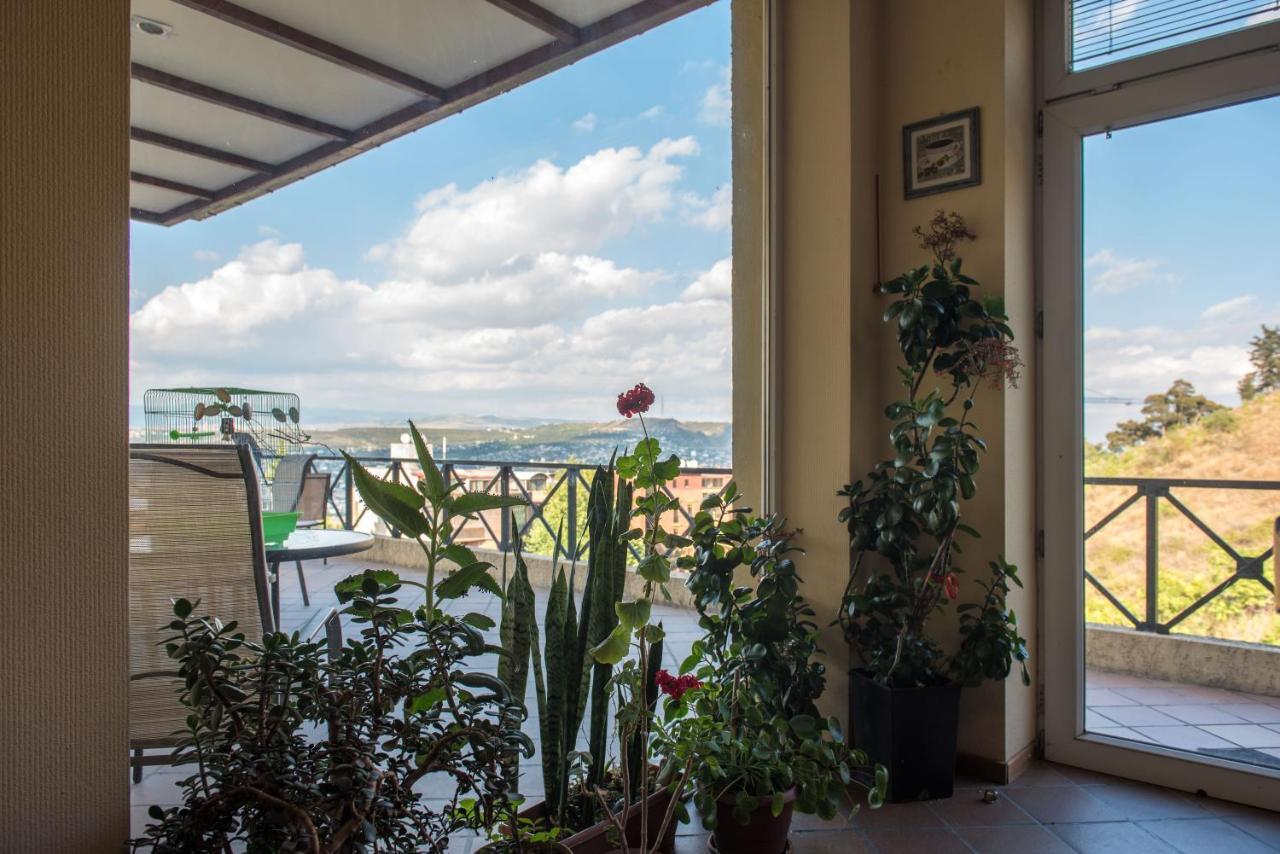Terrace House Tbilisi Hotel Ngoại thất bức ảnh